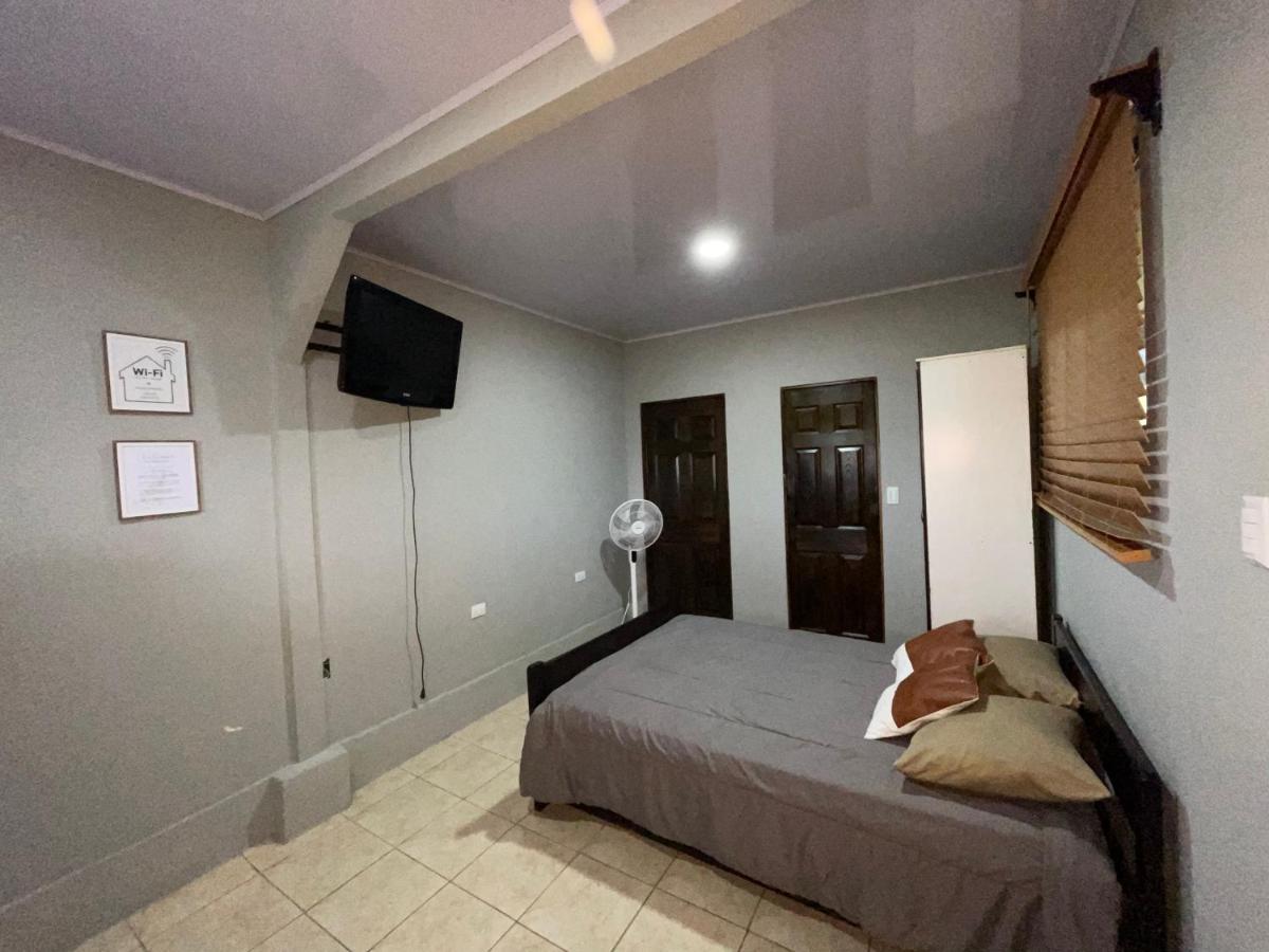 Beautiful & Economic Apartment In La Fortuna Town Exterior foto
